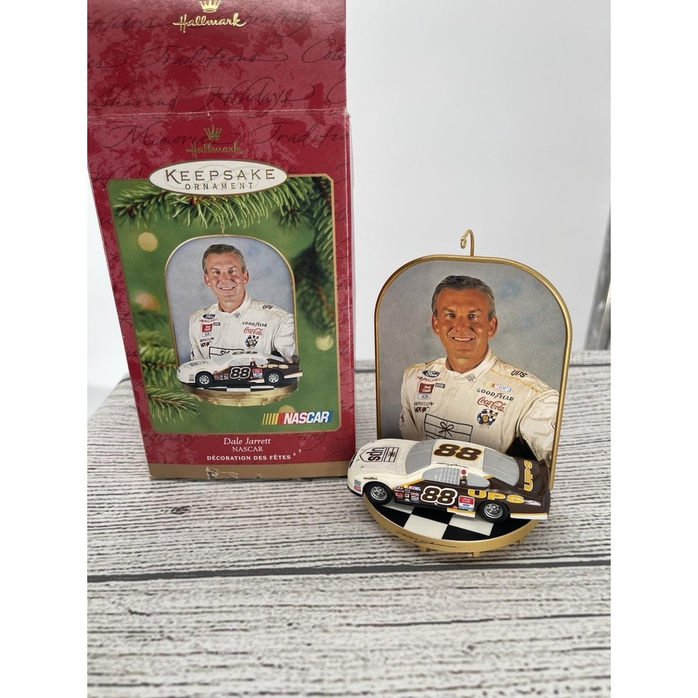 NASCAR Dale Jarrett #88 Ornament 4" Hallmark Keepsake‎ 2001 EUC